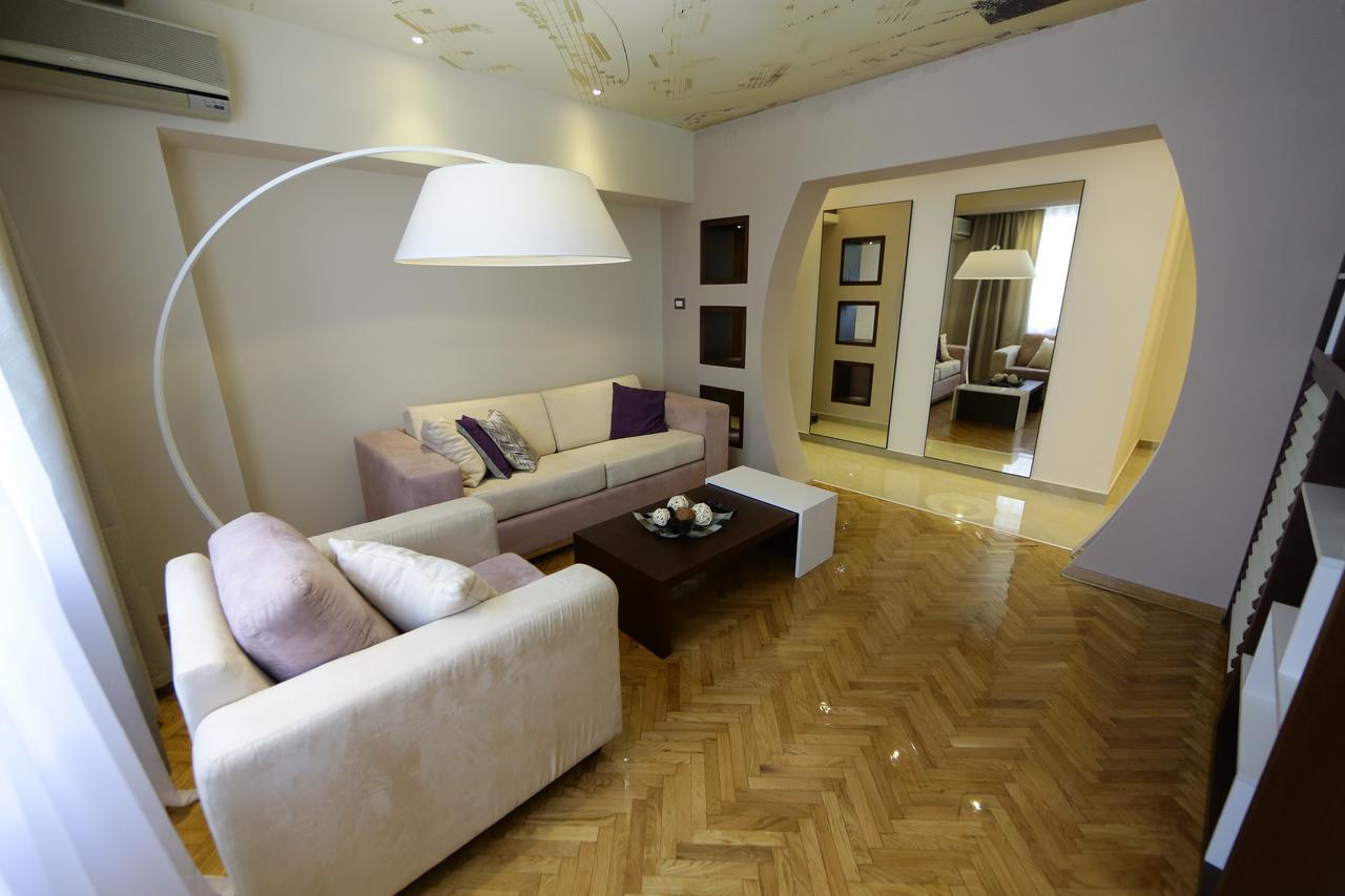 Apartment Piano Belgrad Exteriör bild